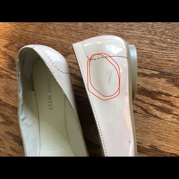 NINE WEST Tan Glossy Flats Size 8 - Picture 7 of 7